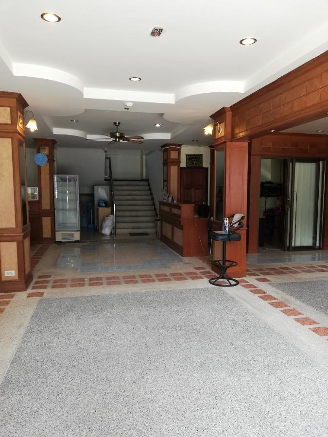 Ao Nang アモーン マンションホステル エクステリア 写真
