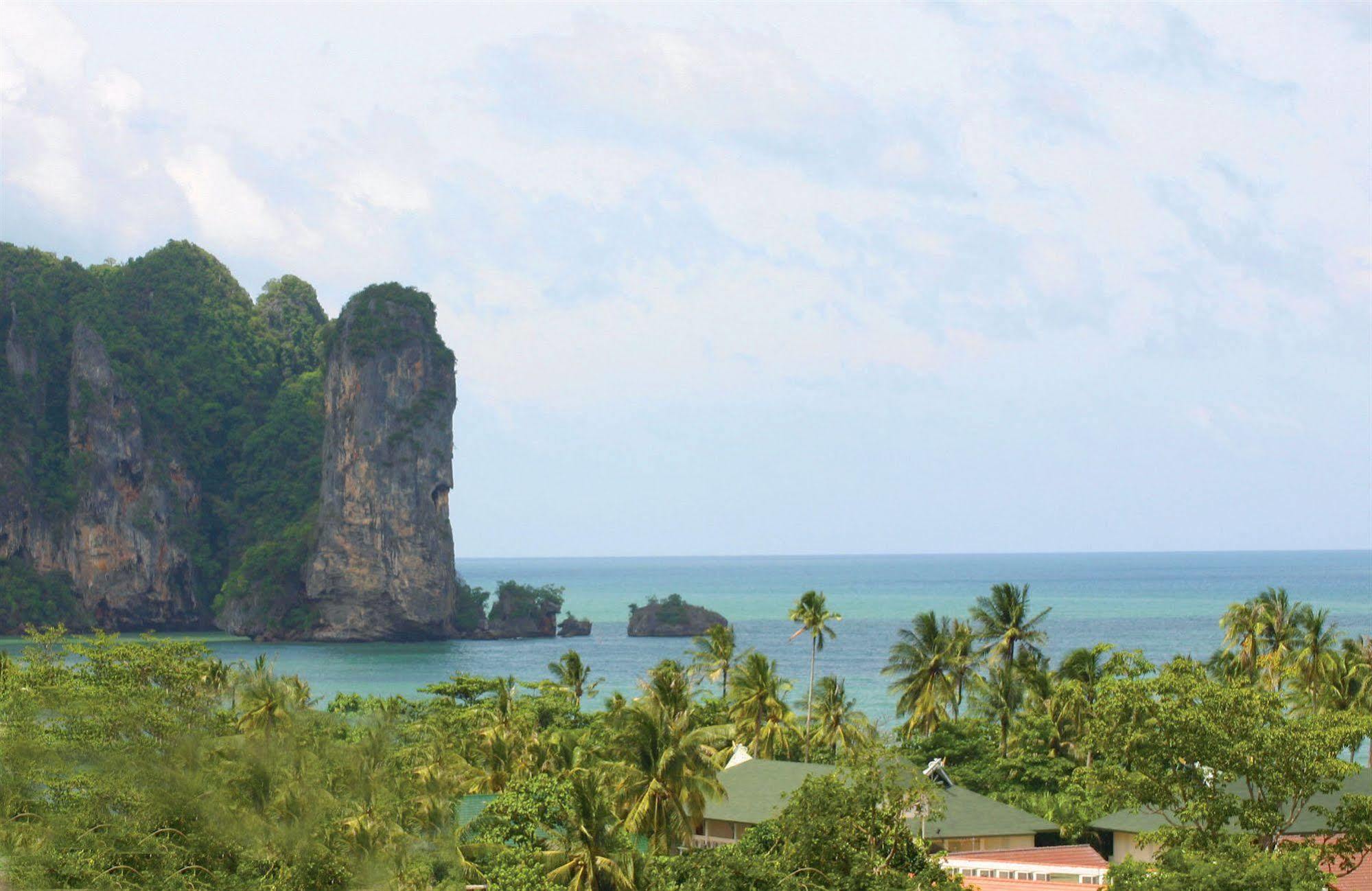 Ao Nang アモーン マンションホステル エクステリア 写真